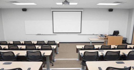 Acesso ao ensino superior em queda e crise no alojamento estudantil preocupam associações