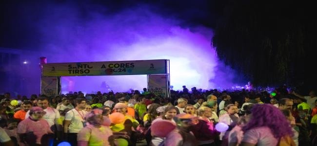 Evento "Santo Tirso a Cores" une comunidade em caminhada colorida e festa