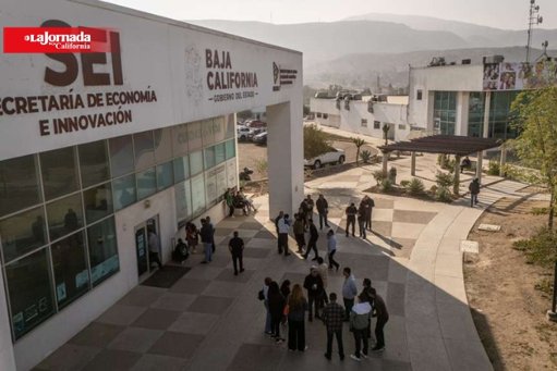 Trabajadores de SIDURT en Tijuana realizan paro laboral por acoso y malos tratos