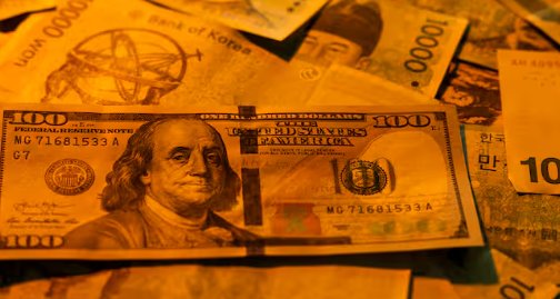 Dólar en Colombia Supera los $3.900 por Tensiones Diplomáticas y Factores Globales
