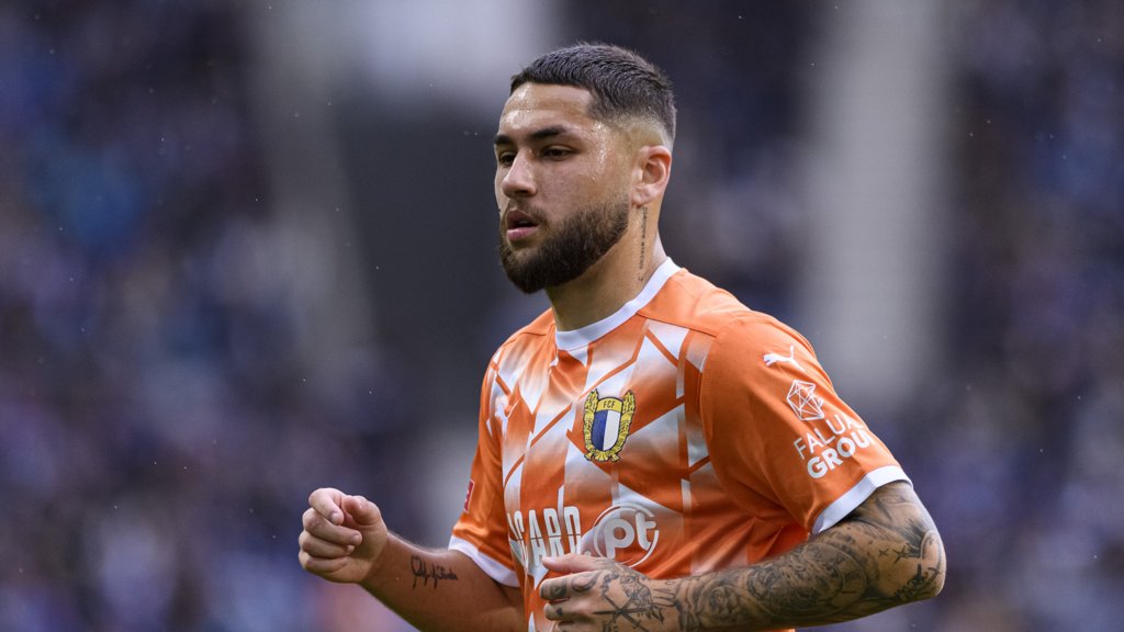 Lesão grave de Óscar Aranda força Famalicão a ir ao mercado de transferências