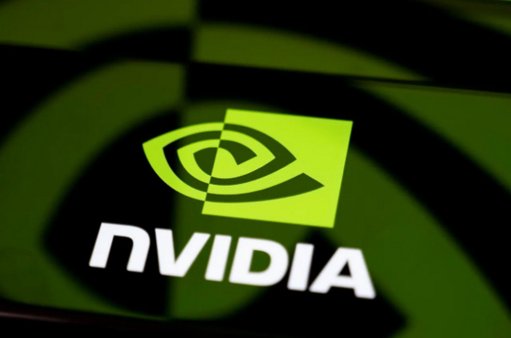 Nvidia franchit le cap historique des 5 000 milliards de dollars de capitalisation