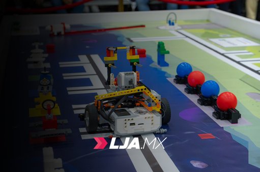 Jóvenes talentos de Aguascalientes representarán a México en competencias mundiales de robótica