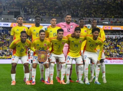 Daniel Muñoz abandona la concentración de la Selección Colombia por motivos familiares