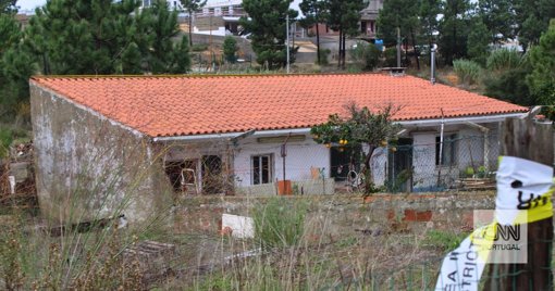 Casal de Idosos Morre Afogado em Casa Durante Inundações em Fernão Ferro