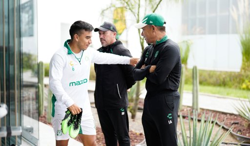 Ignacio Ambriz Regresa a León para Iniciar una Segunda Etapa como Director Técnico
