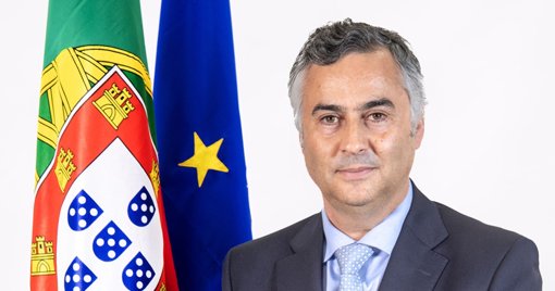 Jovens diplomados forçados a escolher entre IRS Jovem e devolução das propinas