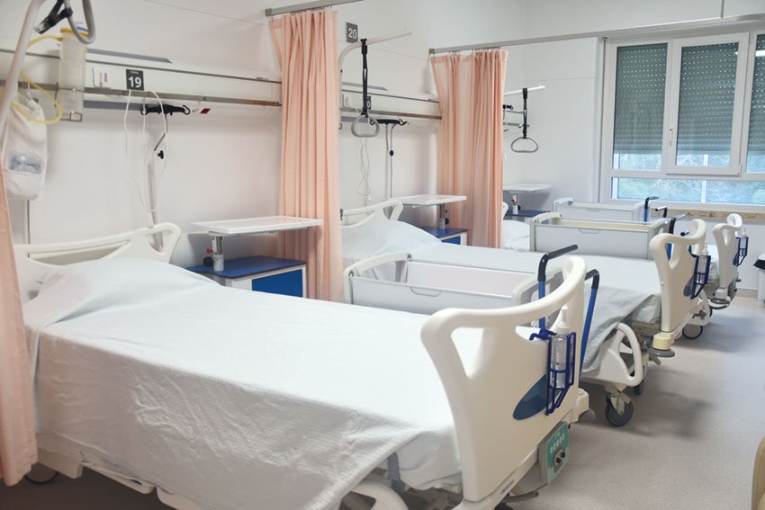 Encerramento de urgências de Obstetrícia e Pediatria no SNS afeta vários hospitais