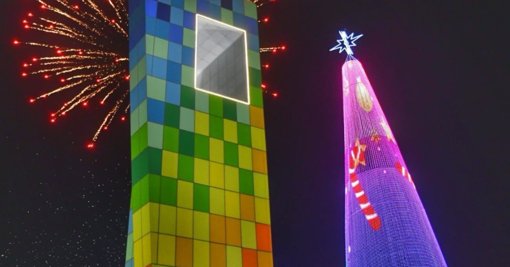 Barranquilla da inicio a la Navidad con el encendido del árbol más alto de Colombia