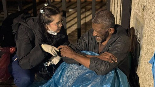 Medellín refuerza programas de inclusión para habitantes de calle y familias vulnerables