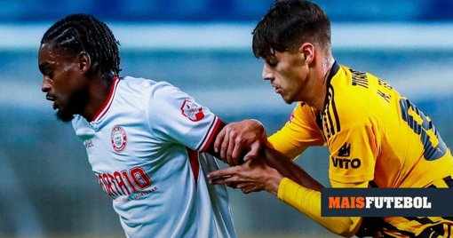 Empate entre Lusitânia de Lourosa e União de Leiria marcado por forte controvérsia sobre o local do jogo