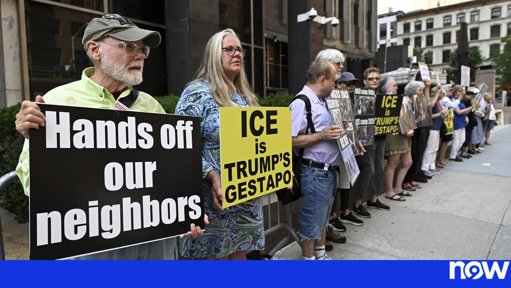 Políticas de Imigração de Trump Enfrentam Barreiras Judiciais e Críticas Humanitárias