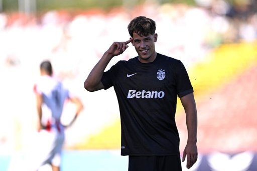 Rafael Nel do Sporting B Eleito o Melhor Jovem de Novembro na II Liga