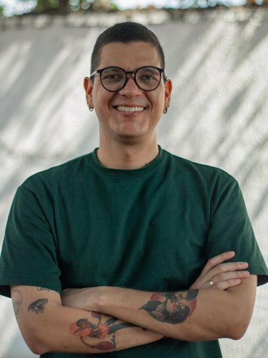 Surge controversia por el Nobel a Machado: críticos la acusan de promover la guerra