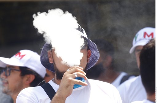 Congreso aprueba prohibición total de vapeadores con sanciones penales