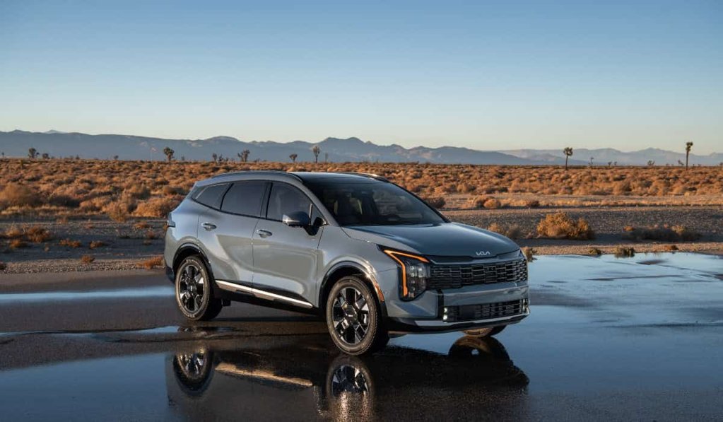 Venta de vehículos eléctricos e híbridos se disparó en julio con crecimientos superiores al 100 %