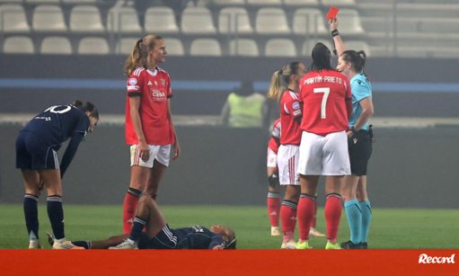 Ivan Baptista atribui derrota à expulsão: "Muda completamente a história do jogo"