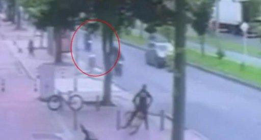 Heroica Intervención Policial en Bogotá: Un Agente Enfrenta a Asesinos de Jean Claude Bossard