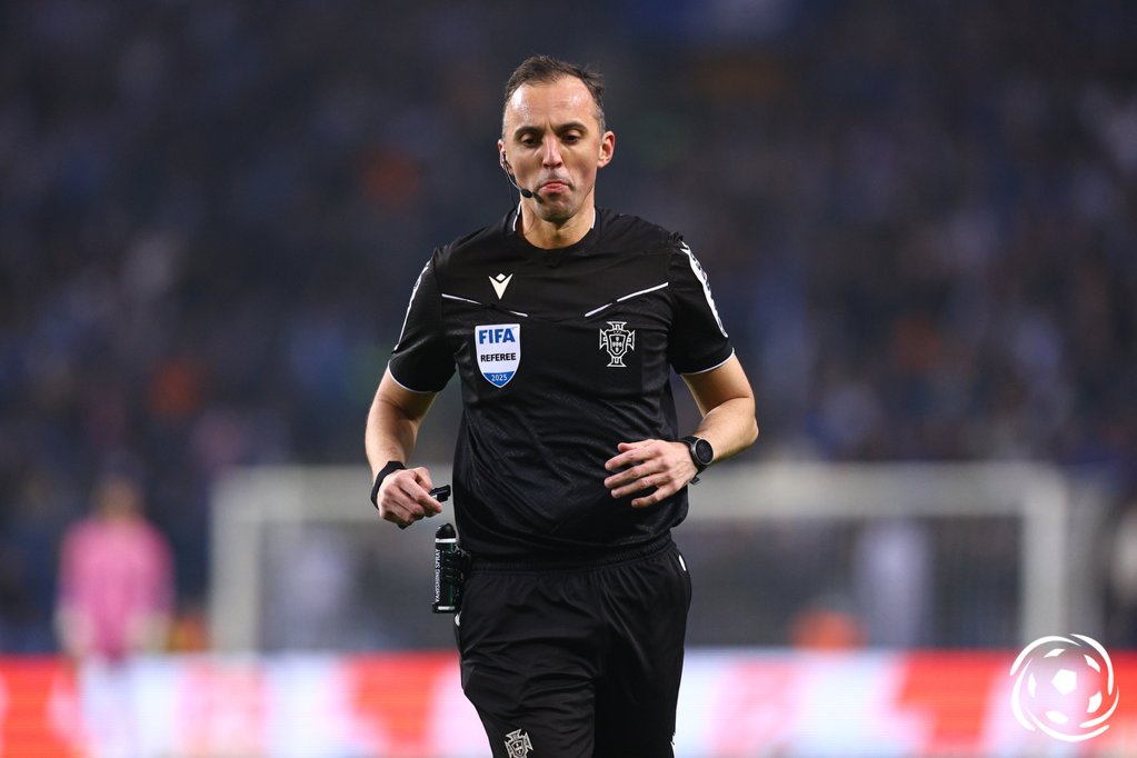 Árbitro português João Pinheiro nomeado para o playoff da Liga dos Campeões