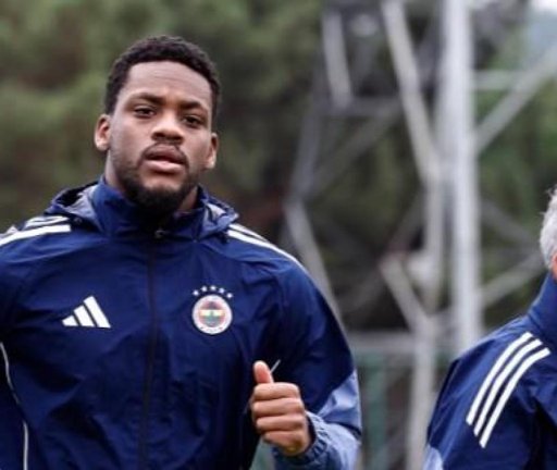 Jhon Durán inicia su recuperación en Fenerbahce