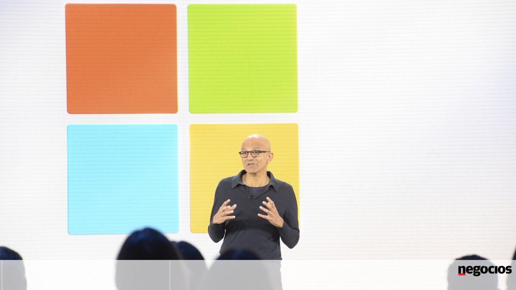 Microsoft Despede Milhares de Funcionários e Justifica Cortes com Foco Estratégico na IA