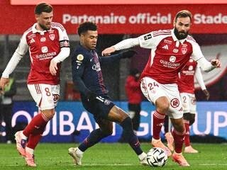 L'OL, une équipe "plus forte" qui suscite la méfiance de Brest