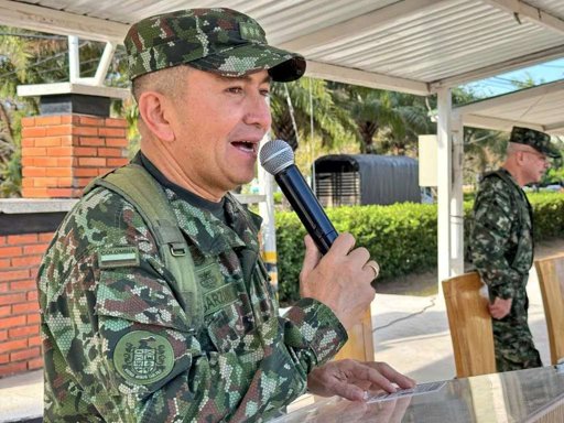 Presidente Petro retira al general Hernando Garzón por presuntos nexos con narcotráfico