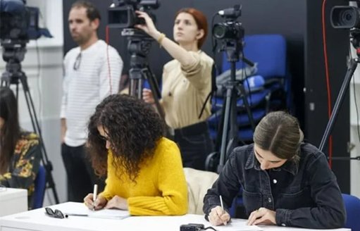 Medios de Comunicación Desafían Nuevas y Restrictivas Reglas de Prensa del Pentágono