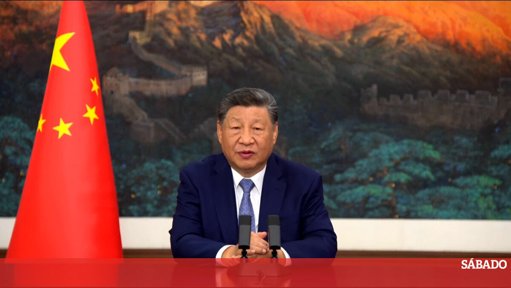 China Afirma-se na Cena Global com Metas Climáticas e Sanções aos EUA