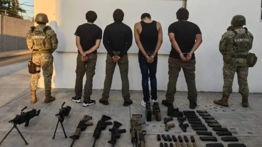 Asesinan a Dos Agentes de Tránsito en Culiacán; Capturan a Cuatro Sospechosos con Arsenal