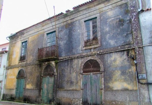 Valença Investe 1,6 Milhões de Euros na Reabilitação de Cineteatro Centenário