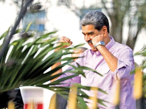 Trump Muestra Apertura al Diálogo con Maduro en Medio de una Fuerte Presión Militar en el Caribe