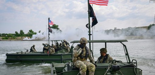 Les États-Unis réduisent leur présence militaire sur le flanc Est de l'Europe, suscitant l'inquiétude des alliés