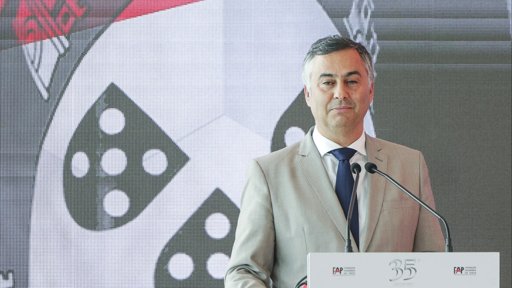 Quebra de candidatos ao Ensino Superior atribuída ao regresso dos exames nacionais