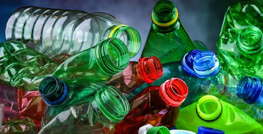 Cientistas Transformam Resíduos Plásticos em Catalisadores de Alto Valor para Energia e Ambiente