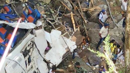 Niño sobreviviente es aclamado como héroe tras tragedia de bus en Antioquia