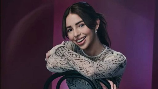 Ángela Aguilar comparte publicación que la compara con la Virgen María y causa indignación