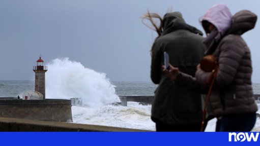 Mau Tempo Coloca Litoral de Portugal Continental sob Aviso Laranja