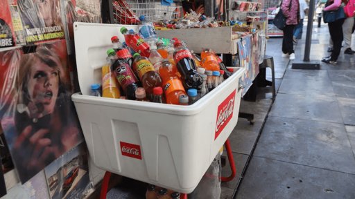 Aumento al IEPS en 2026: Cajetillas de cigarros subirían 20 pesos y refrescos duplicarían impuesto