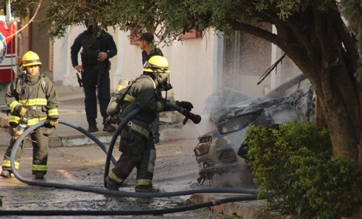 Ataques incendiarios a residencias siembran temor en colonias de Culiacán