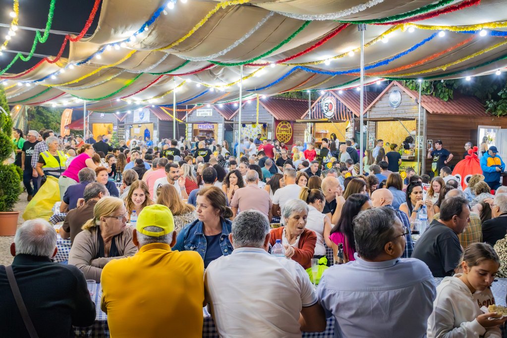 Festas de São Tomé em Mira reforçam laços comunitários e intercâmbio cultural
