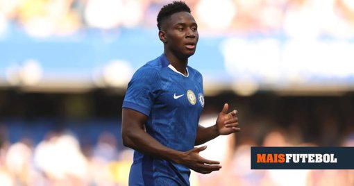 Lesão grave afasta Dário Essugo da Liga dos Campeões pelo Chelsea