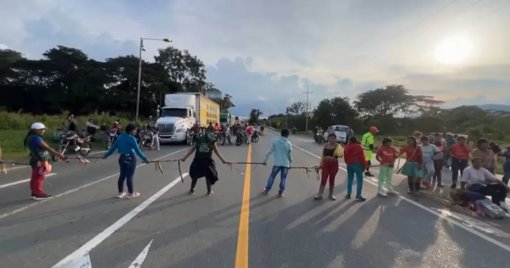 Comunidades indígenas levantan bloqueo en la Vía Panamericana tras acordar diálogo con el Gobierno