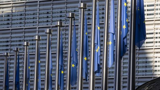 UE avança com plano para criar "empréstimo de reparações" para a Ucrânia com ativos russos