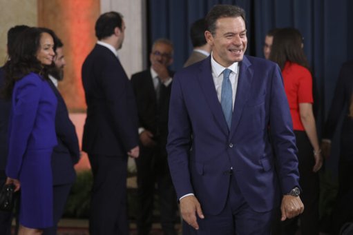 Burlas com 'Deepfakes' de Figuras Públicas Promovem Fraudes de Criptomoedas