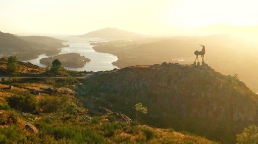 Vila Nova de Cerveira Celebra 704 Anos com Homenagens à Comunidade