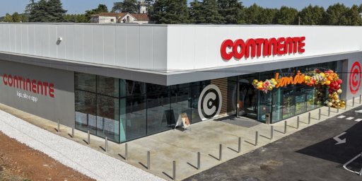 Nova Loja Continente em Vila Viçosa Gera Emprego e Apoia Instituições Locais