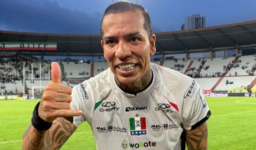 Dayro Moreno, a sus 40 años, impone récords y lidera a Once Caldas en la Sudamericana