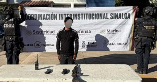 Detienen a dos sujetos con fusiles AK-47 en operativos distintos en Navolato, Sinaloa