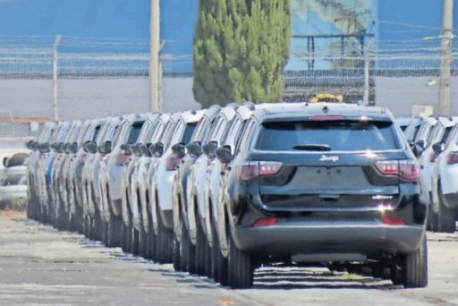 Sheinbaum pone fin al programa de regularización de 'autos chocolate'